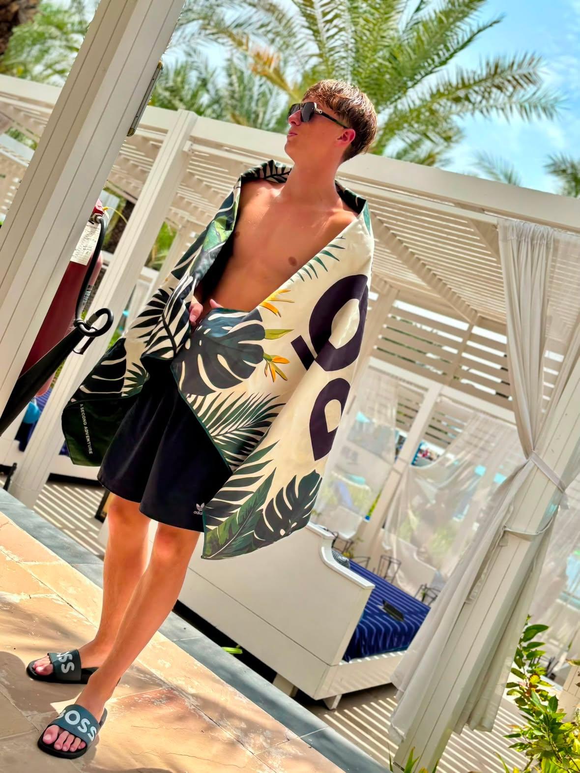 RŌ Drift Towel (Large)