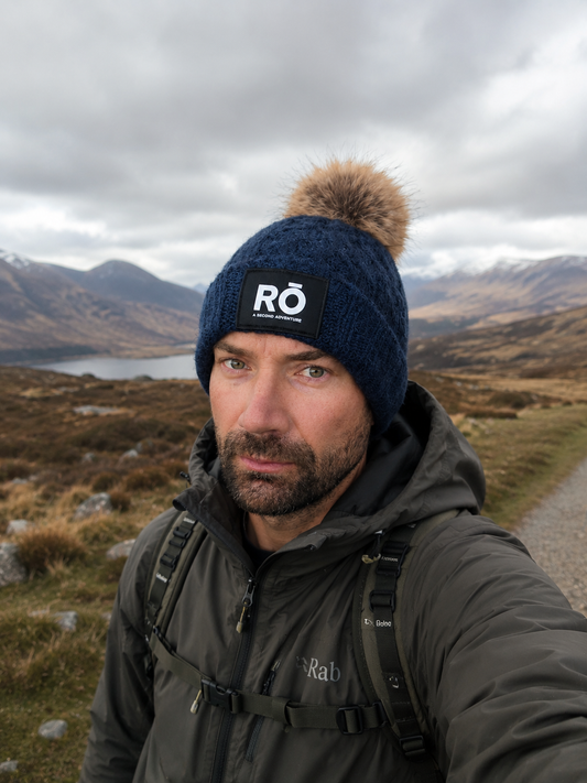 RŌ Summit Beanie - Bobble (Navy)